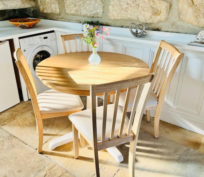 Otley Cottage Экстерьер фото